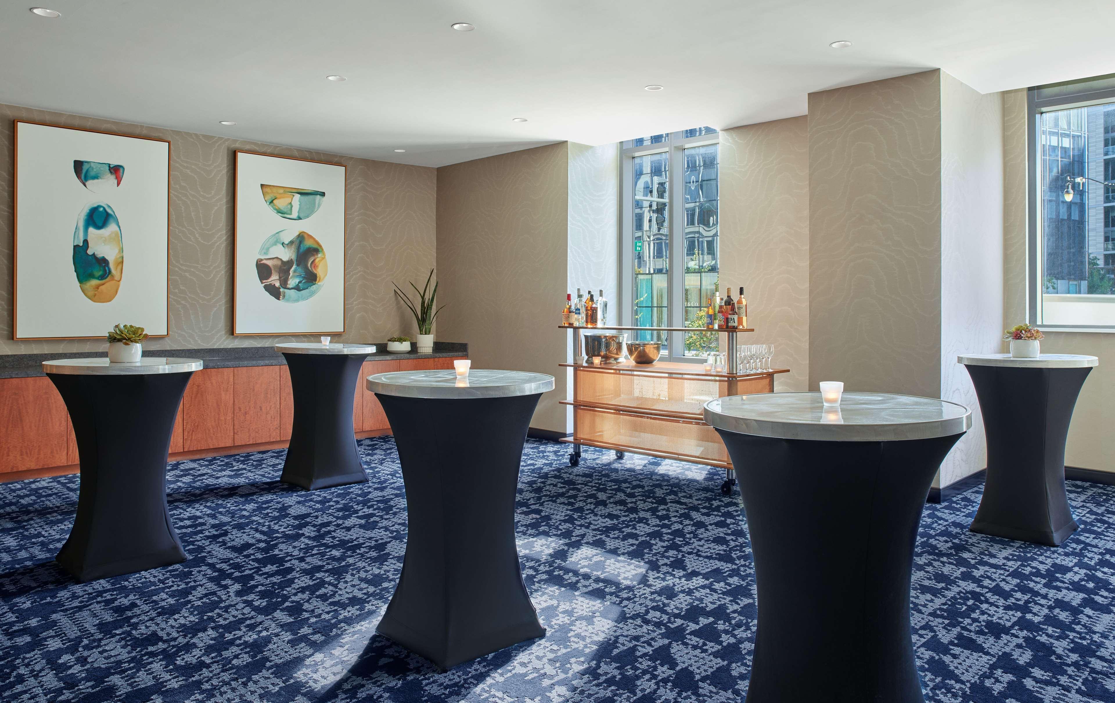 Embassy By Hilton Dc Convention Center 3*